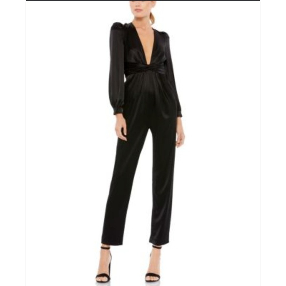IEENA for Mac Duggal Black Satin V Neck Long Sleeve Ruched Waist Jumpsuit Sz 12